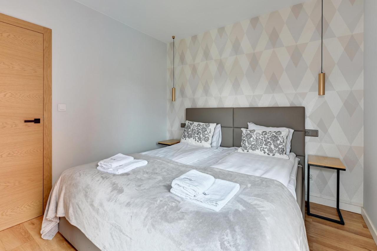 Dom & House - Apartments Chmielna Park غدانسك المظهر الخارجي الصورة