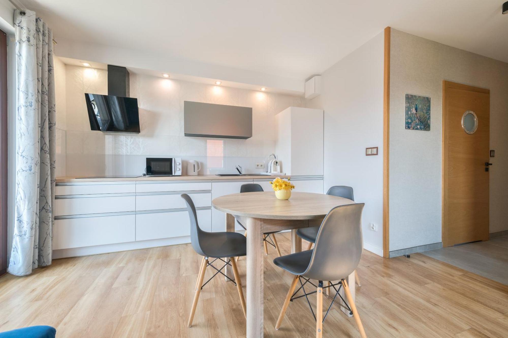 Dom & House - Apartments Chmielna Park غدانسك المظهر الخارجي الصورة