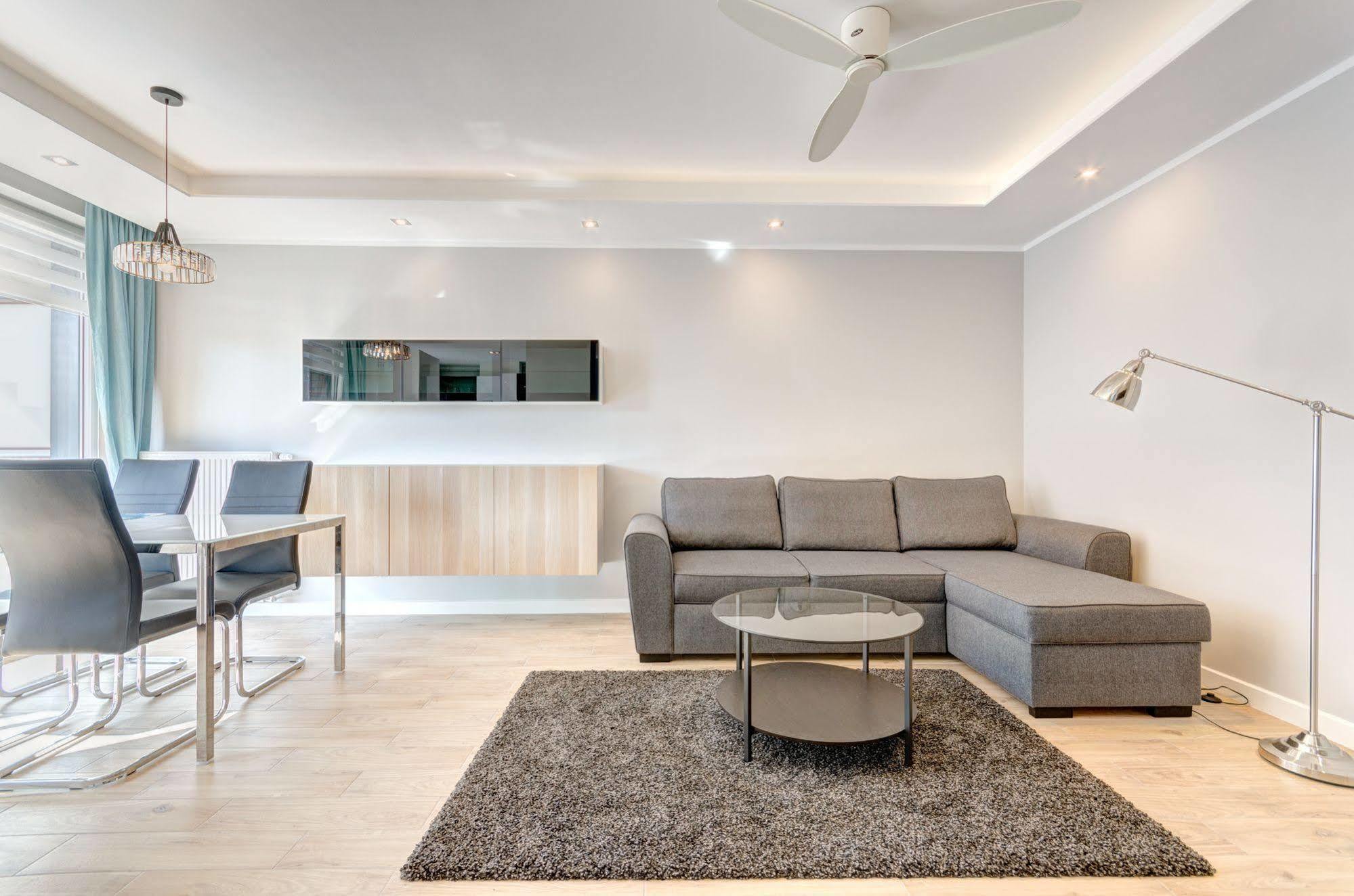 Dom & House - Apartments Chmielna Park غدانسك المظهر الخارجي الصورة