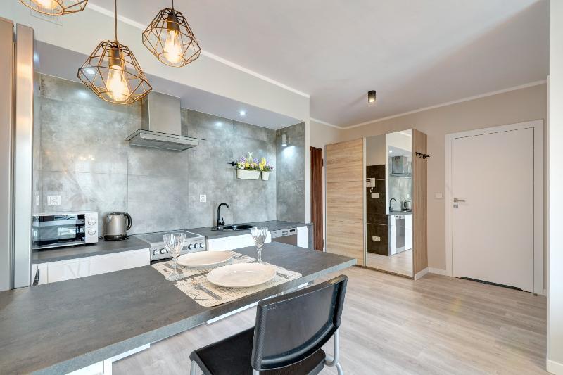Dom & House - Apartments Chmielna Park غدانسك المظهر الخارجي الصورة